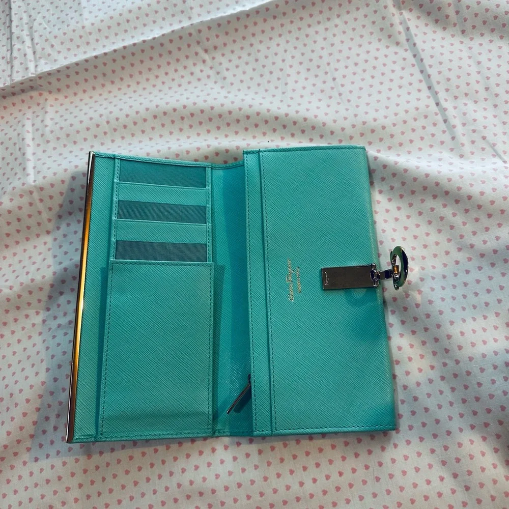 Salvatore Ferragamo Turquoise Wallet with Gold Detail - Picture 3 of 14